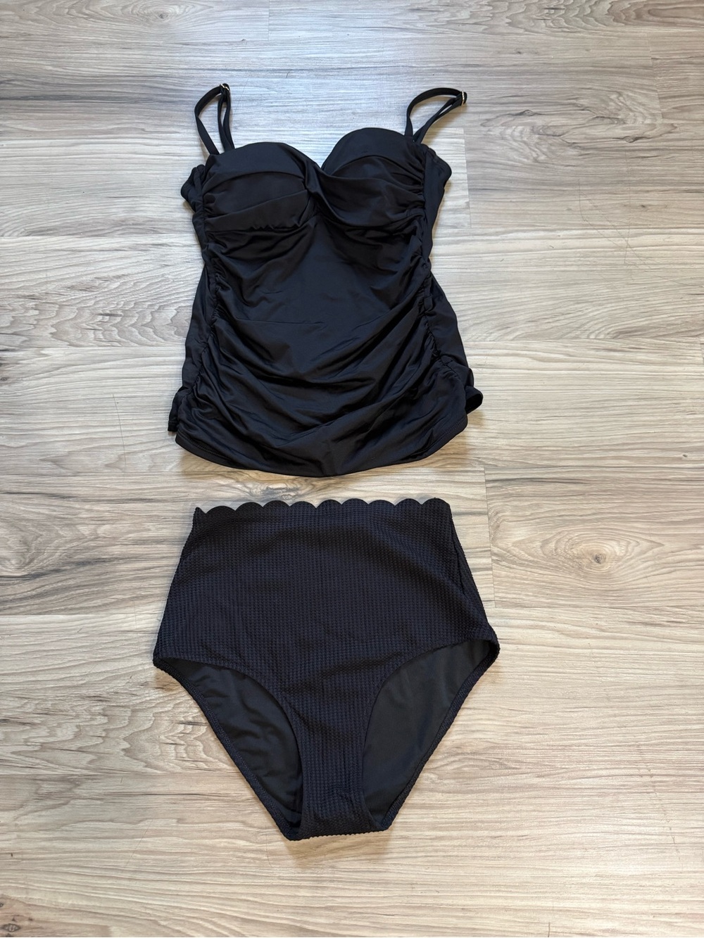 Aerie Black High-Waisted Scallop Bottom Size XS w/ Apt. 9 Ruched Tankini Size 6